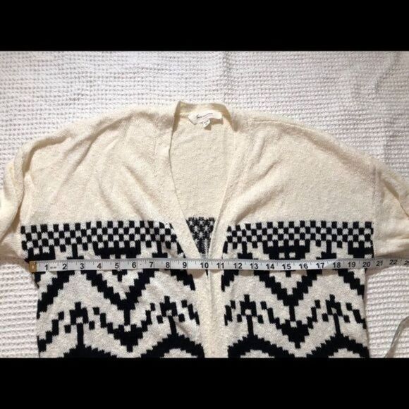 Two by Vince Camuto Cream and Black Open Front Cardigan Geometric Lightweight - Picture 4 of 8